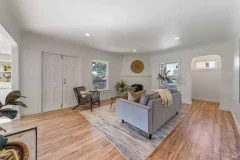 670 Central Ave, Vallejo, CA 94590 photo 6