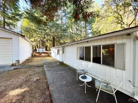 2381 Hilltop Dr, Willits, CA 95490 photo 3