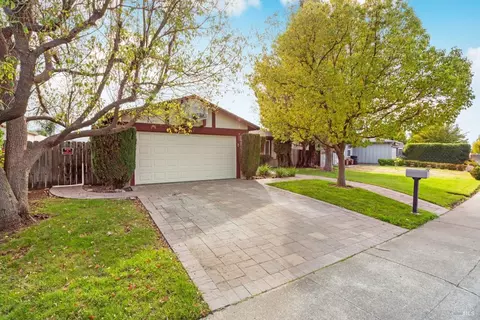 97 Newport Way, Suisun City, CA 94585