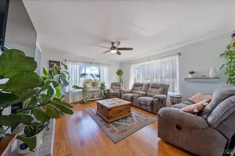 5991 Rose Arbor Ave, San Pablo, CA 94806