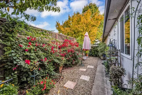 3 Rose Ln, Napa, CA 94559 photo 11