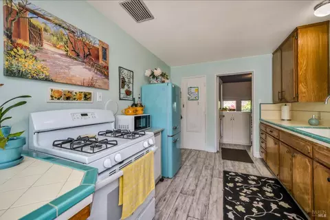 3 Rose Ln, Napa, CA 94559 photo 6