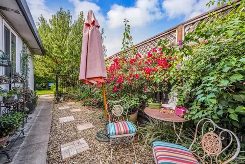3 Rose Ln, Napa, CA 94559 photo 10