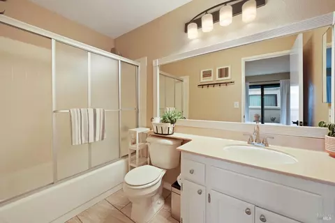 130 Nantucket Ln, Vallejo, CA 94590 photo 25