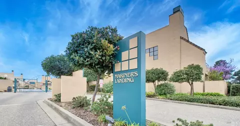 130 Nantucket Ln, Vallejo, CA 94590