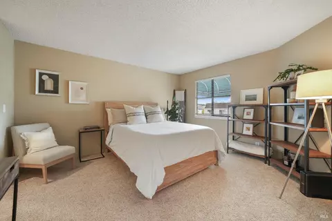 130 Nantucket Ln, Vallejo, CA 94590 photo 15