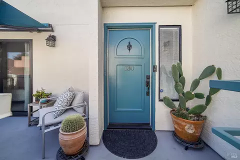 130 Nantucket Ln, Vallejo, CA 94590 photo 2