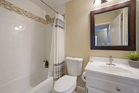 130 Nantucket Ln, Vallejo, CA 94590 photo 19