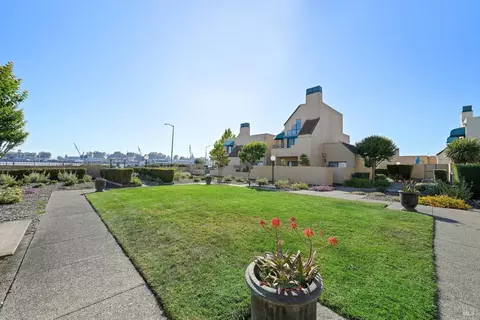 130 Nantucket Ln, Vallejo, CA 94590 photo 42