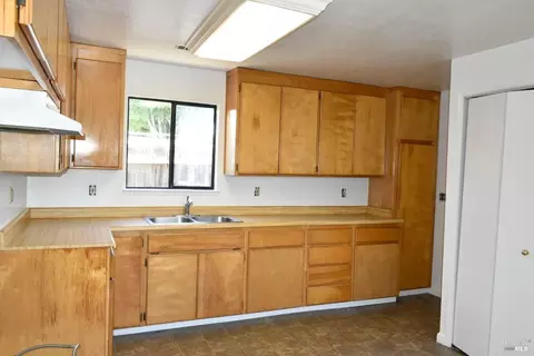 244 Woodrow Ave, Vallejo, CA 94591 photo 4