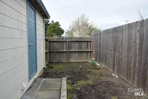 244 Woodrow Ave, Vallejo, CA 94591 photo 15