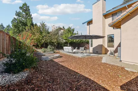 106 Fallen Leaf Dr, Vacaville, CA 95687 photo 43