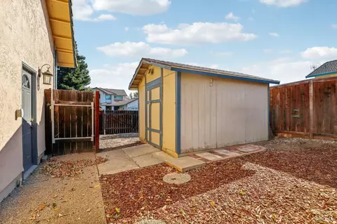 106 Fallen Leaf Dr, Vacaville, CA 95687 photo 45