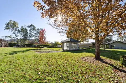 1104 4th Ave, Napa, CA 94559 photo 34