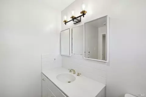 1104 4th Ave, Napa, CA 94559 photo 29
