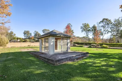 1104 4th Ave, Napa, CA 94559 photo 42
