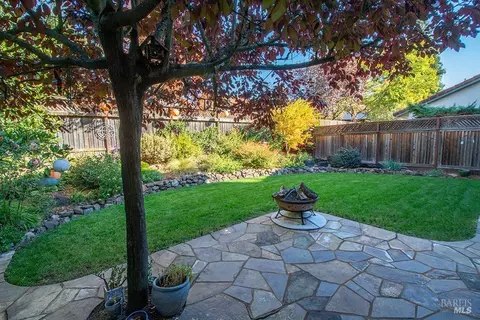 225 La Quinta Dr, Windsor, CA 95492 photo 37