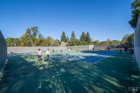 225 La Quinta Dr, Windsor, CA 95492 photo 38