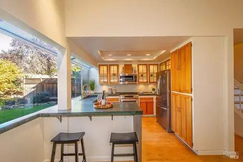 225 La Quinta Dr, Windsor, CA 95492 photo 10
