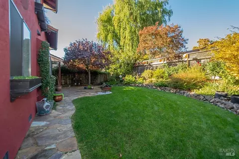 225 La Quinta Dr, Windsor, CA 95492 photo 21