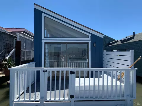 4 Gate 6 12 Rd, Sausalito, CA 94965 photo 2