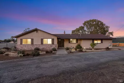 350 Penngrove Ave, Penngrove, CA 94951