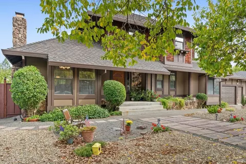 604 Jonas Ln, Petaluma, CA 94952 photo 2