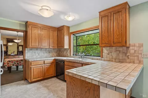 604 Jonas Ln, Petaluma, CA 94952 photo 22