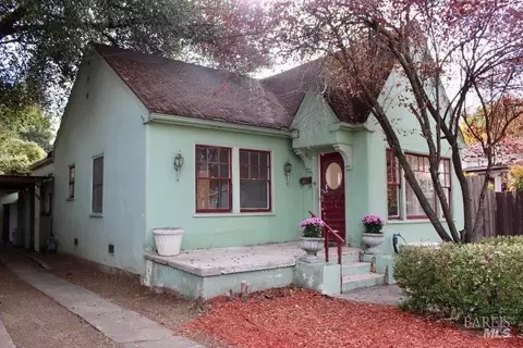 305 Scott St, Ukiah, CA 95482