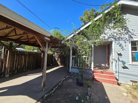1126 Locust St, Willits, CA 95490 photo 2