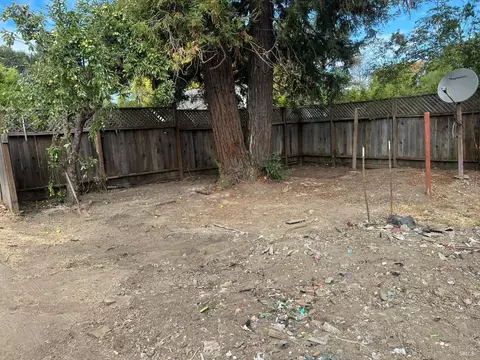 1126 Locust St, Willits, CA 95490 photo 3