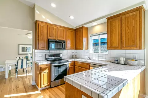 120 Mountview Ter, Benicia, CA 94510 photo 14