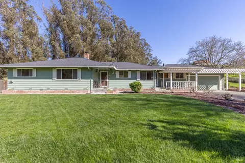 840 W Railroad Ave, Cotati, CA 94931 photo 2