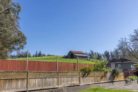 840 W Railroad Ave, Cotati, CA 94931 photo 10