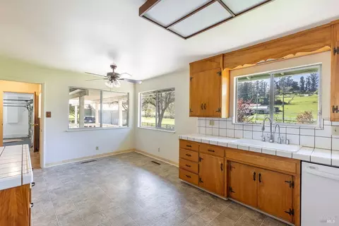 840 W Railroad Ave, Cotati, CA 94931 photo 35