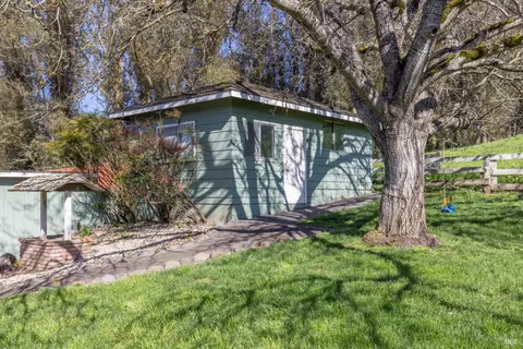 840 W Railroad Ave, Cotati, CA 94931 photo 4