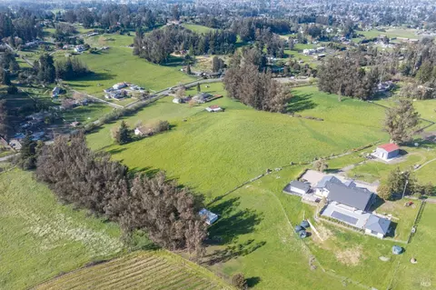 940 W Railroad Ave, Cotati, CA 94931 photo 5
