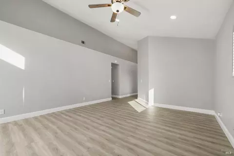2437 Dawn Way, Fairfield, CA 94533 photo 16