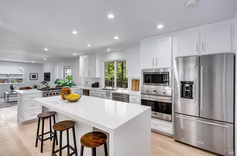 1605 Sylvaner Ave, Saint Helena, CA 94574