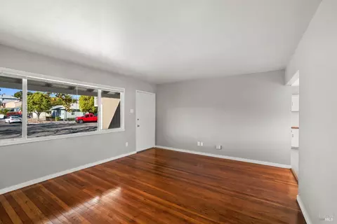 153 Franklin St, Vallejo, CA 94591 photo 8