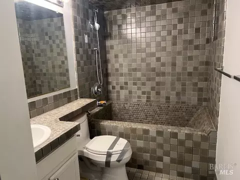 Bath - 1096 Terrace Dr, Napa, CA 94559 photo 2 of 2