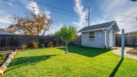 906 2nd St, Fairfield, CA 94533 photo 9