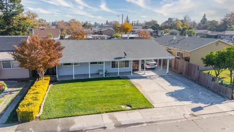 906 2nd St, Fairfield, CA 94533