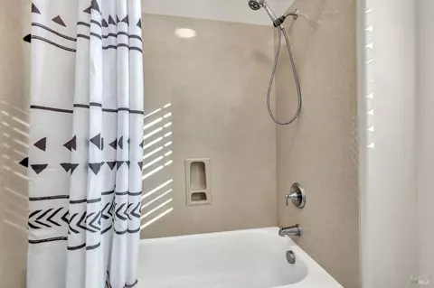 369 Silas Ct, Benicia, CA 94510 photo 44