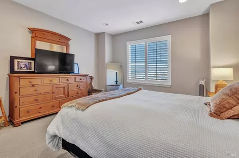 369 Silas Ct, Benicia, CA 94510 photo 40