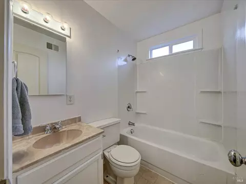 31 Rocca Dr, Petaluma, CA 94952 photo 21