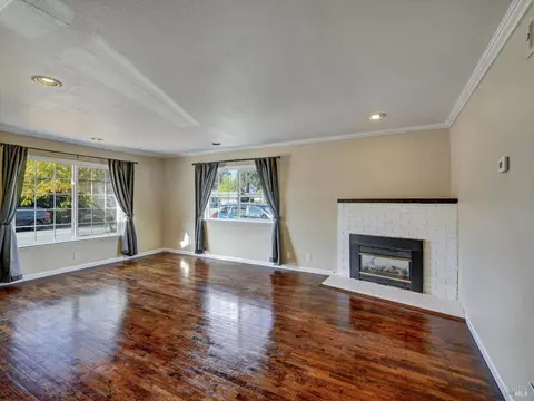 31 Rocca Dr, Petaluma, CA 94952 photo 13