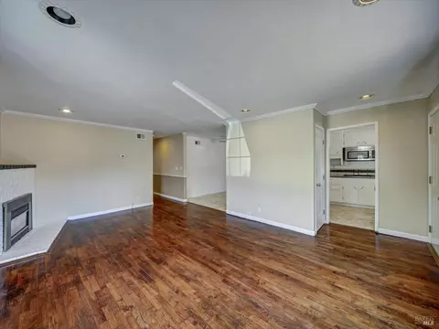 31 Rocca Dr, Petaluma, CA 94952 photo 6