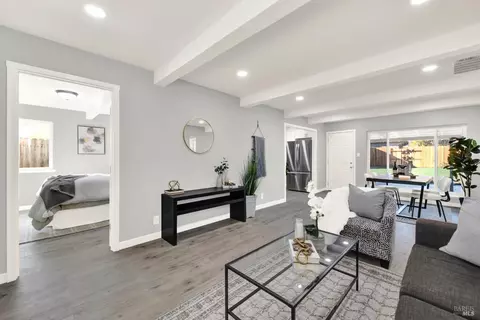 1237 Tyler St, Fairfield, CA 94533 photo 4