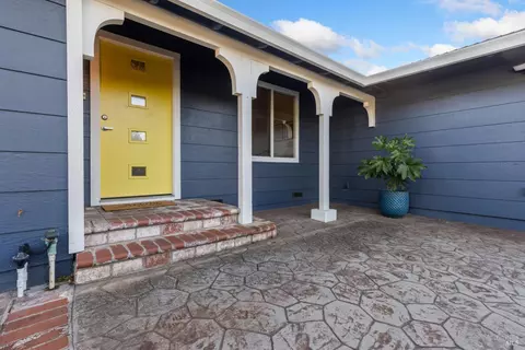 548 Sutter St, Petaluma, CA 94954 photo 5
